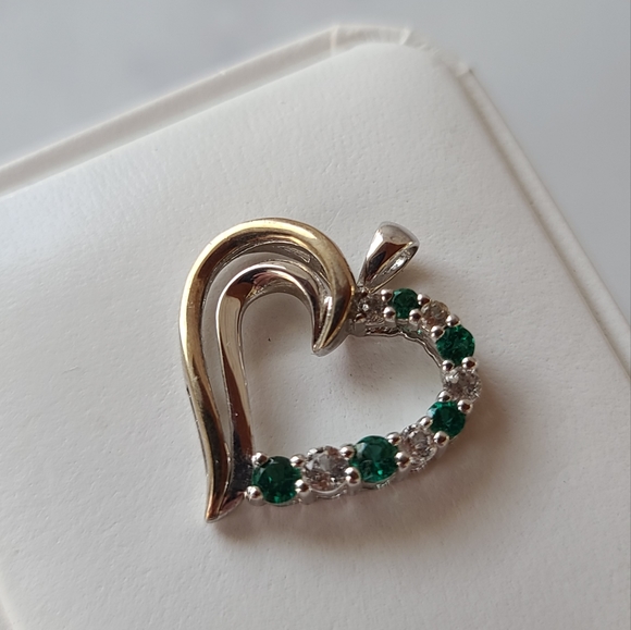925 10K Gold White Spinal Green CZ Open Heart Pendant - Picture 2 of 10